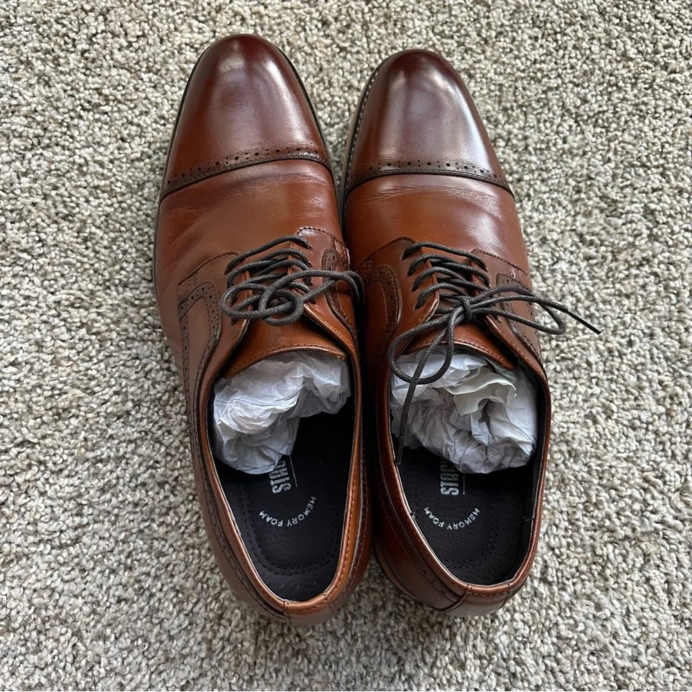 Stacy Adams Men's Dickinson Cap Toe Oxfords - Picture 5 of 6